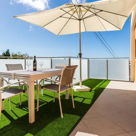 Bella Vista Villa Arco da Calheta (Madeira)